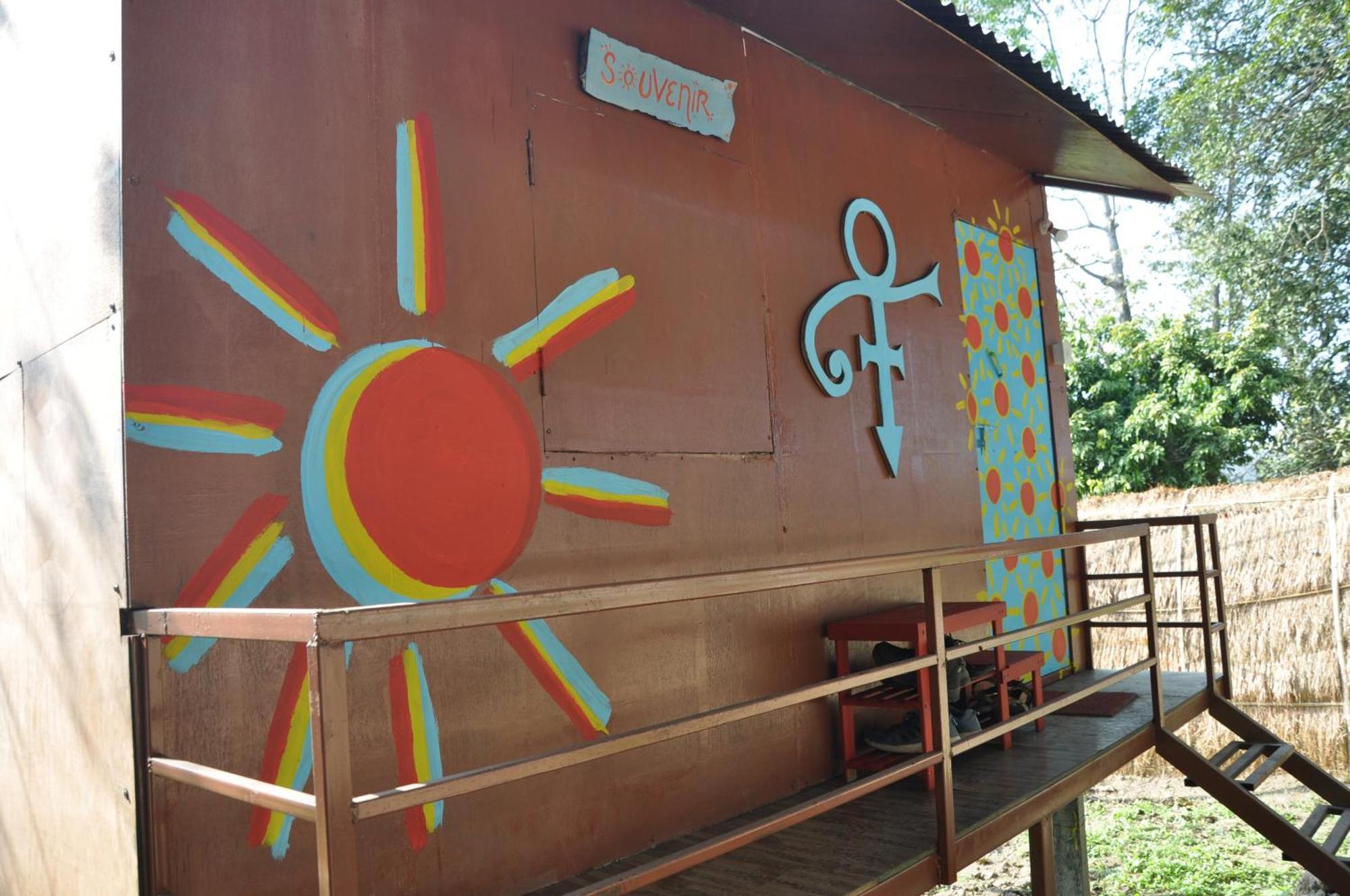 Pemsee'S Tree Town - Eco-Friendly,Tree House Hostel Sauraha Esterno foto